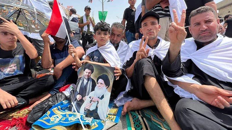 التيار الصدري يشن هجوما عنيفا على كتلة "كاذبون" ويذكرها بـ 14 نقطة